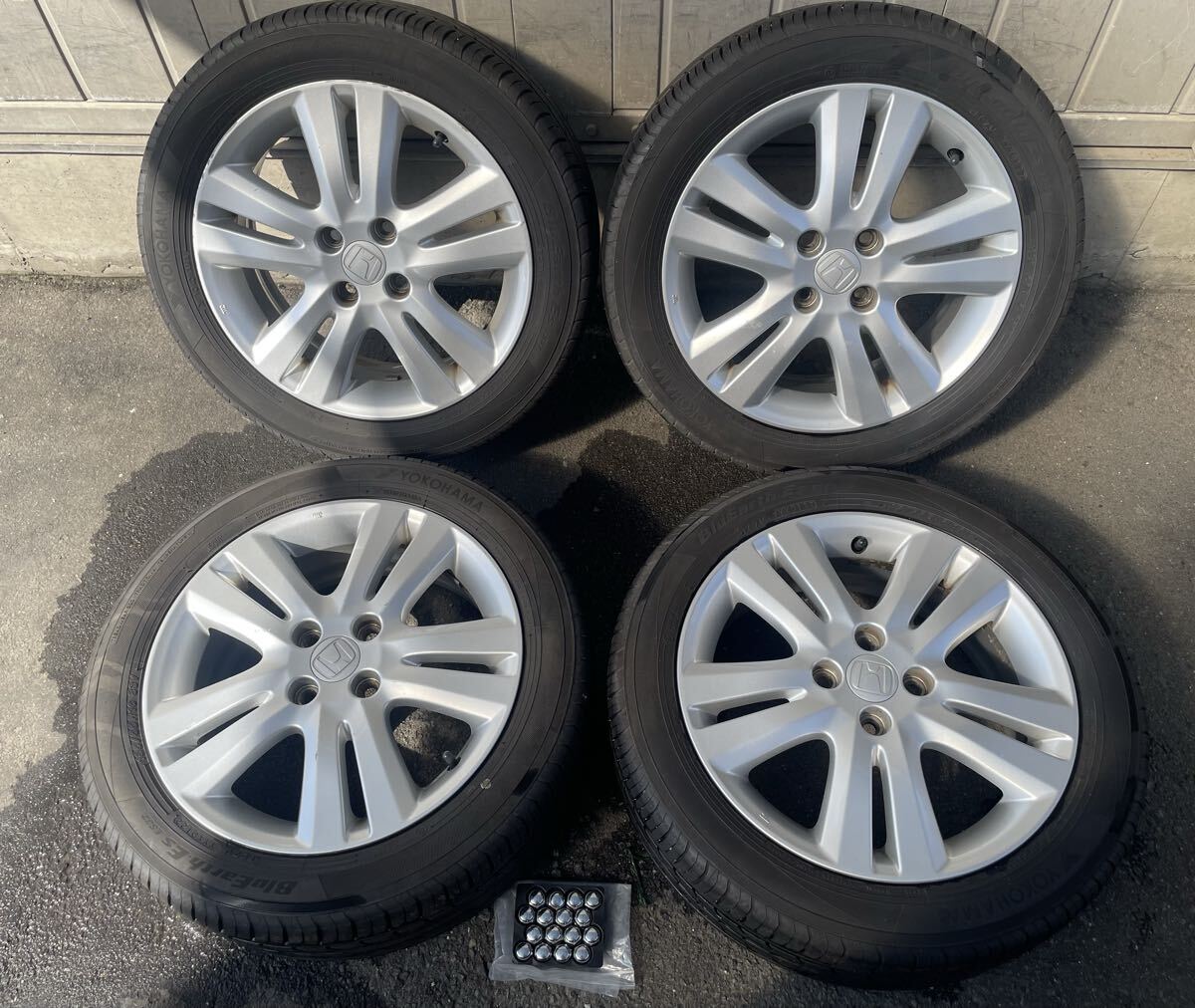【バリ溝】GE系フィットRS純正 BluEarth ES32 185/55R16 純正ナット付 宅配不可拍卖