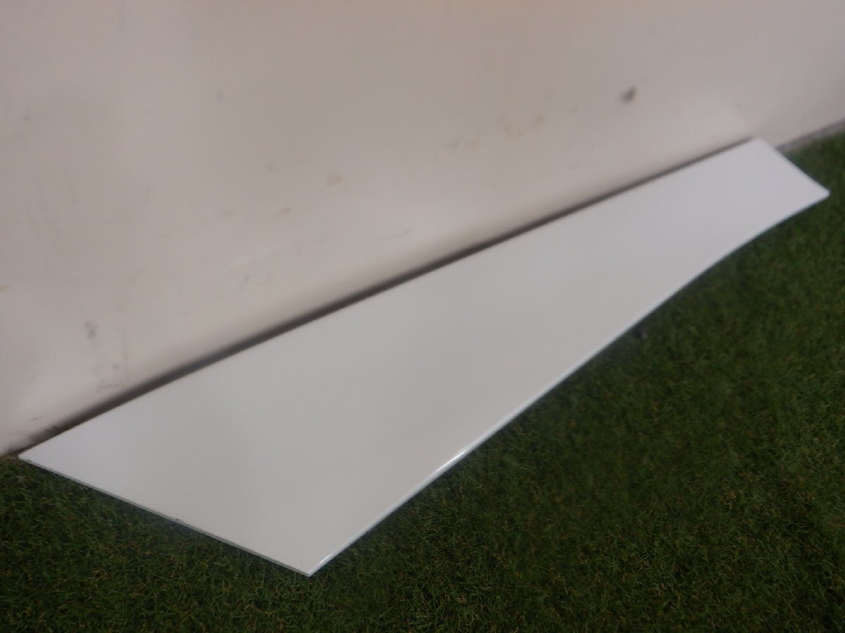 トヨタ純正 ZWR90W ZWR95W MZRA90 MZRA95 90 ヴォクシー ノア スライドレールカバー クォーターパネル 左側 60836-V1010 パールホワイト070拍卖