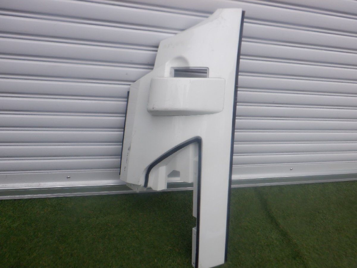 いすゞ純正 フォワード コーナーパネル ミラー 下カバー パネル ホワイト 左側 助手席 m-25-9-98拍卖