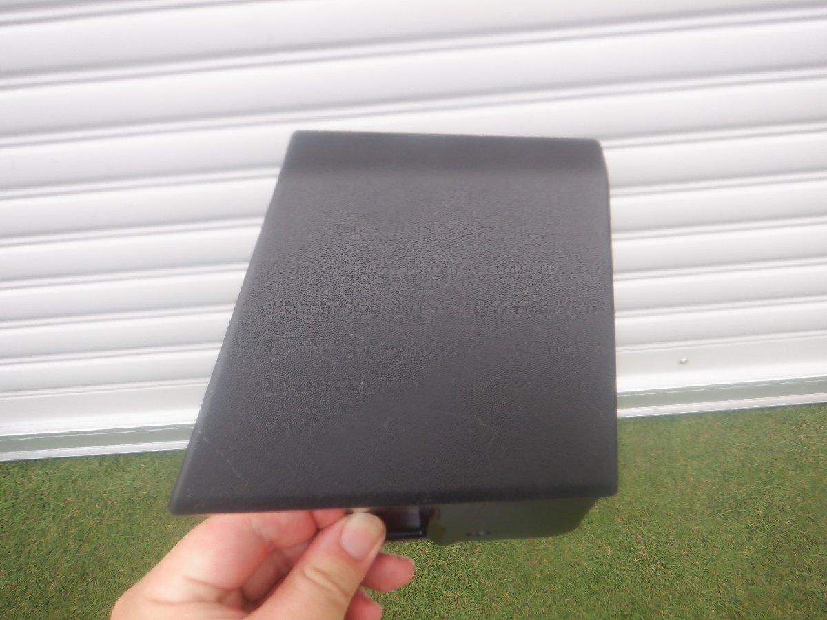 新車外し トヨタ純正 MXAA52 MXAA54 AXAH52 AXAH54 RAV4 ラブ4 フェンダープロテクターモール 右側 76901-42050 m-25-9-324拍卖