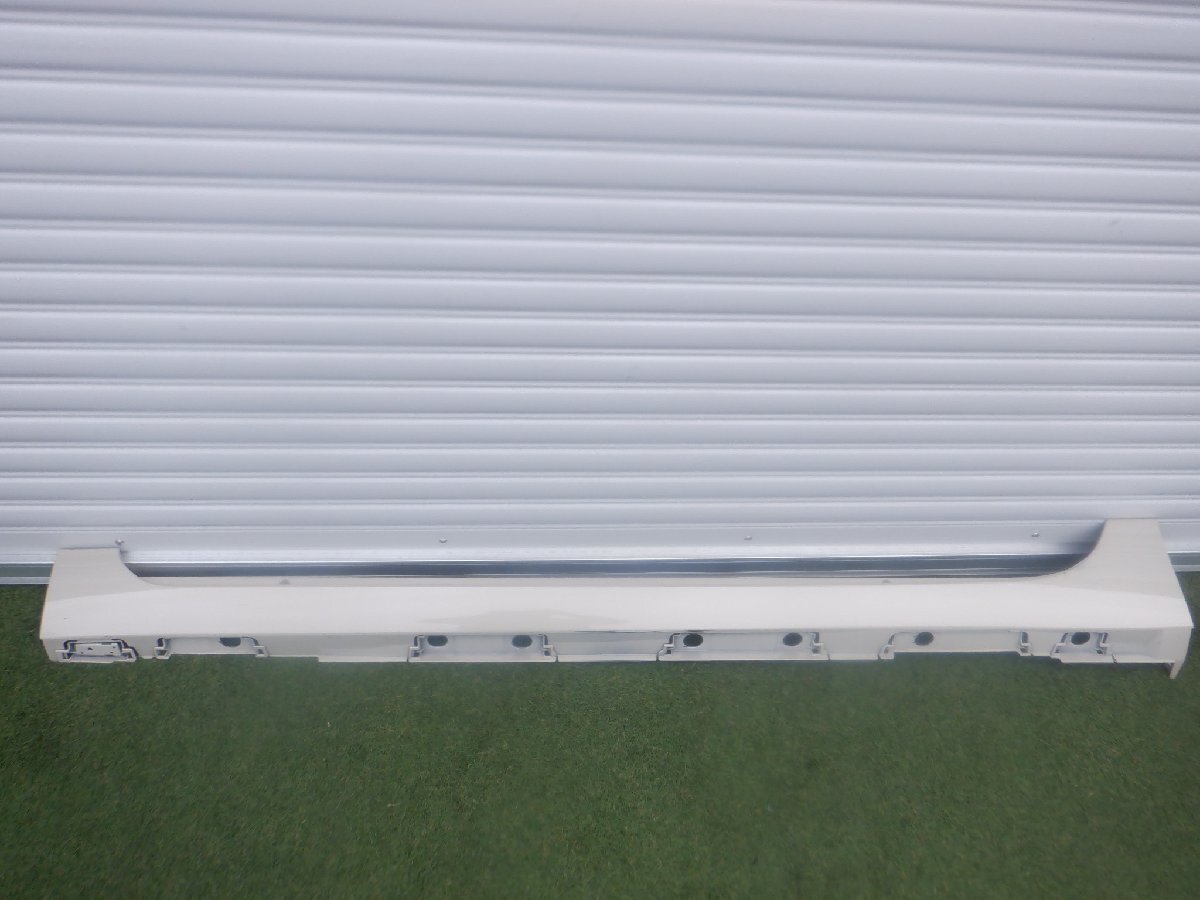 トヨタ純正 MXPK10 MXPK11 MXPK15 MXPK16 アクア サイドステップ サイドスカート 左側 助手席 75860-52080 クリアベージュメタリック4Y3拍卖