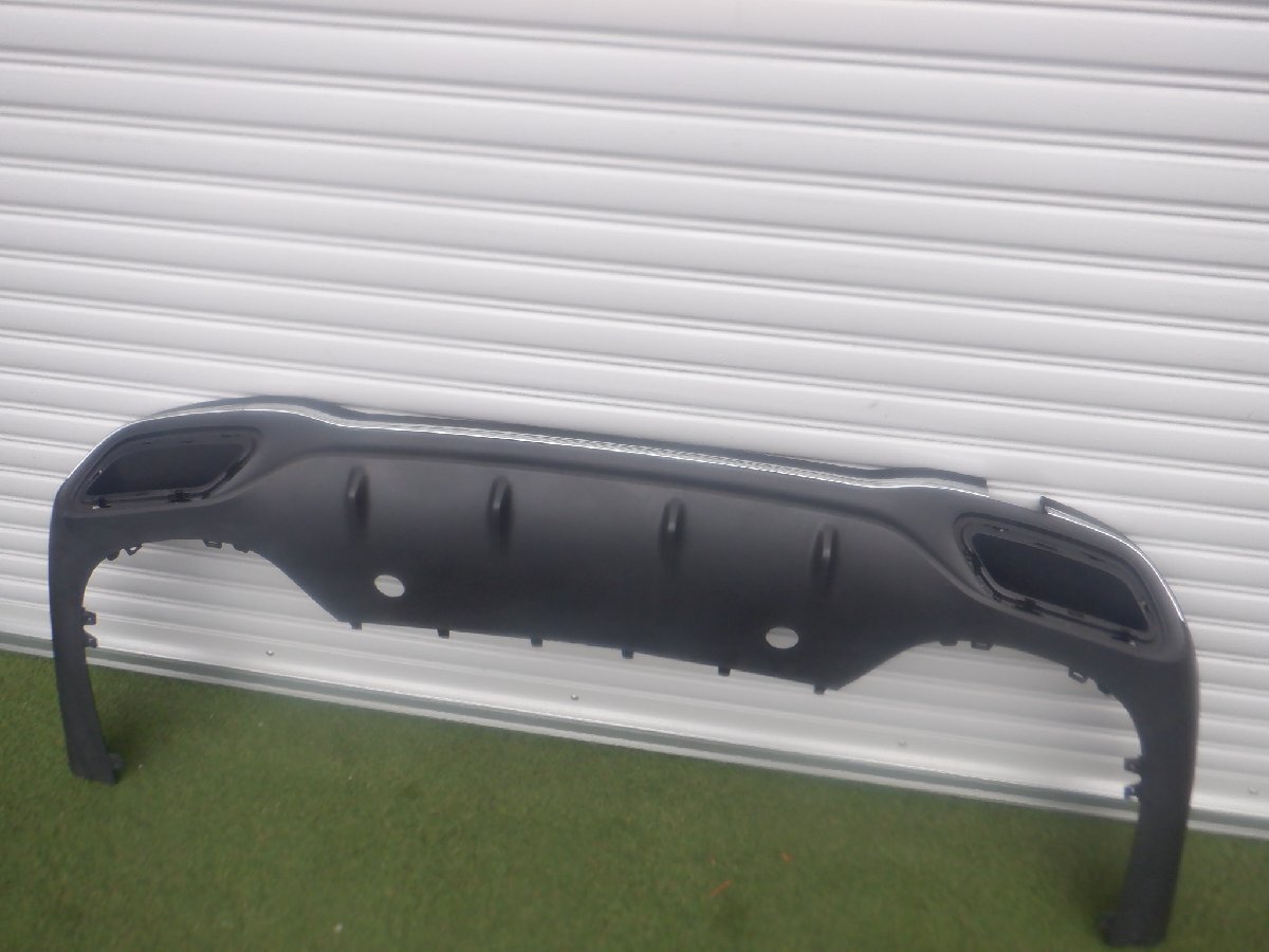 ベンツ純正 W206 Cクラス AMGライン リアバンパー 下部分 ディフューザー パネル カバー A2068854803 m-25-9-526拍卖