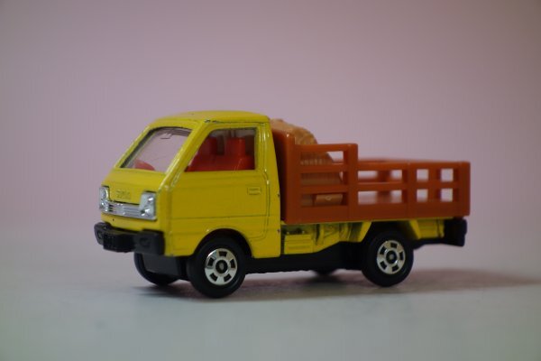 72662■トミカ 39-3-5 スズキキャリイ家畜運搬車拍卖