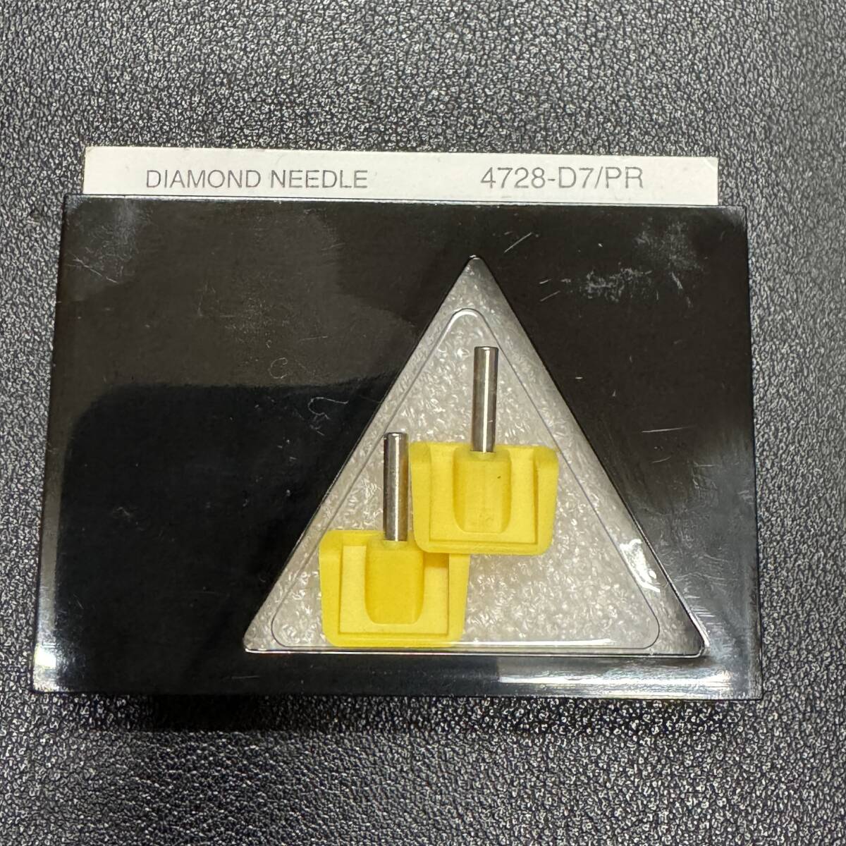シーバーグ Seeburg ジュークボックス用 Jukebox レコード針 4728-D7/PR互換 黄色 yellow 1966-84年の機種用 針2本入り 新品 送料無料拍卖