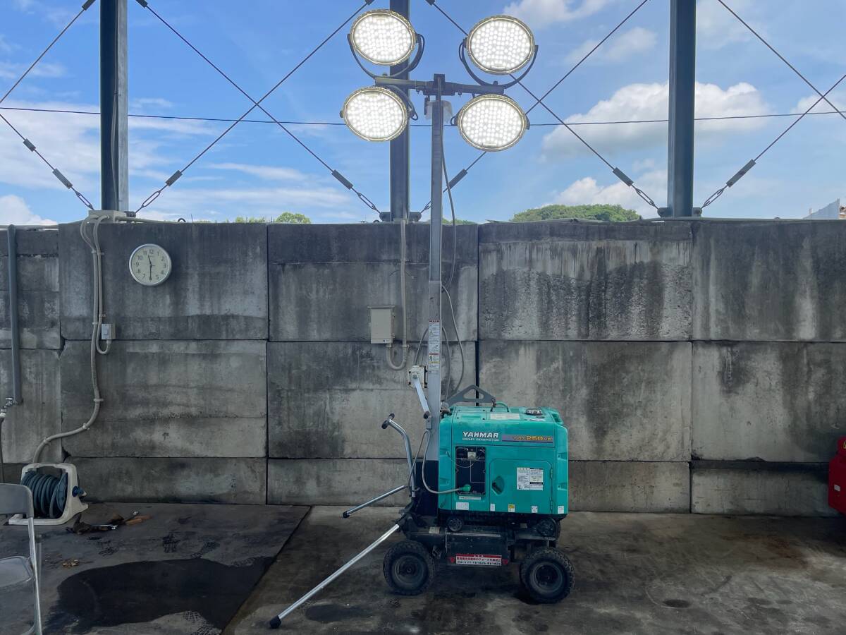 福岡発☆LED投光機 LB304D ヤンマー/YANMAR ライトボーイ 4灯 照明/建築工事/土木工事/道路工事 九州 動作良好 中古品 拍卖