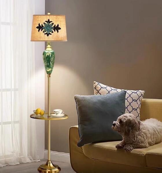 フロアライト スタンドライト テーブル付き 寝室 リビング 北欧風 照明器具 シンプル 足踏みスイッチ有り インテリア拍卖