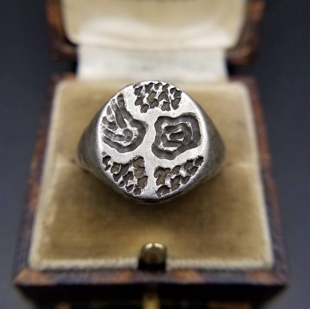 1974年 英国 ヴィンテージ 紋様 彫金 オーバル シグネット リング 925 シルバー 銀 指輪 Sheffield ホールマーク 重厚感Y24-O拍卖