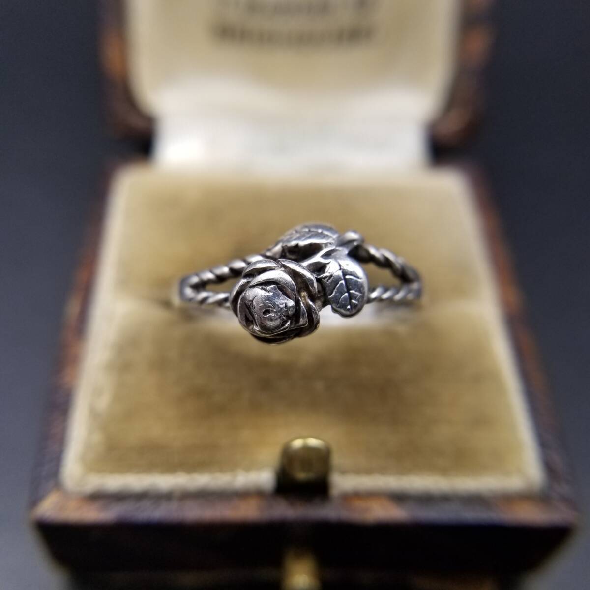 Shube's 薔薇の花 立体彫刻 925 シルバー ヴィンテージ フラワー リング 銀 指輪 華奢バンド ロープ柄 Y24-F拍卖