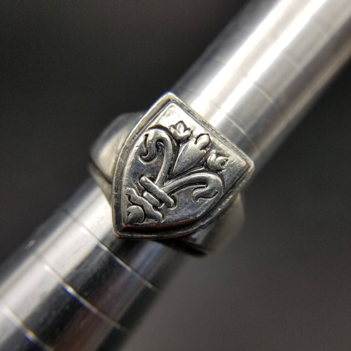 フルールドリス 盾 紋章 925 シルバー ヴィンテージ シールド リング 銀 指輪 重厚感 メンズ シグネット Y24-D拍卖