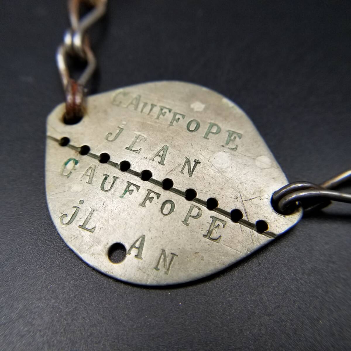 WWII期 フランス ヴィンテージ IDタグ ブレスレット ミリタリー ネーム彫金 Cauffope Jean, Limoges アーミー コレクション Y24-P拍卖