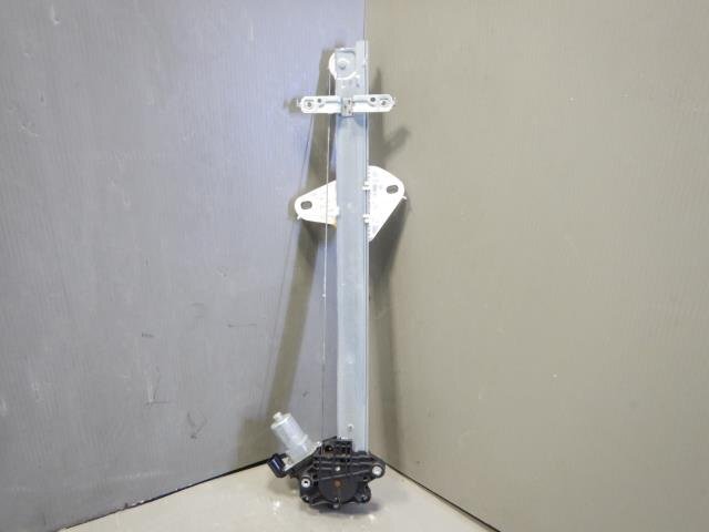 売り切りN-ONE DBA-JG1 右フロントドア/Fドアレギュレータ・モーター拍卖