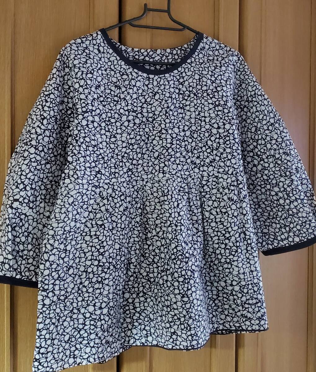 ふんわり七分袖ギャザーチュニック 白紺 バブル模様 着物リメイク 浴衣 反物 綿100% ハンドメイド コットン 拍卖