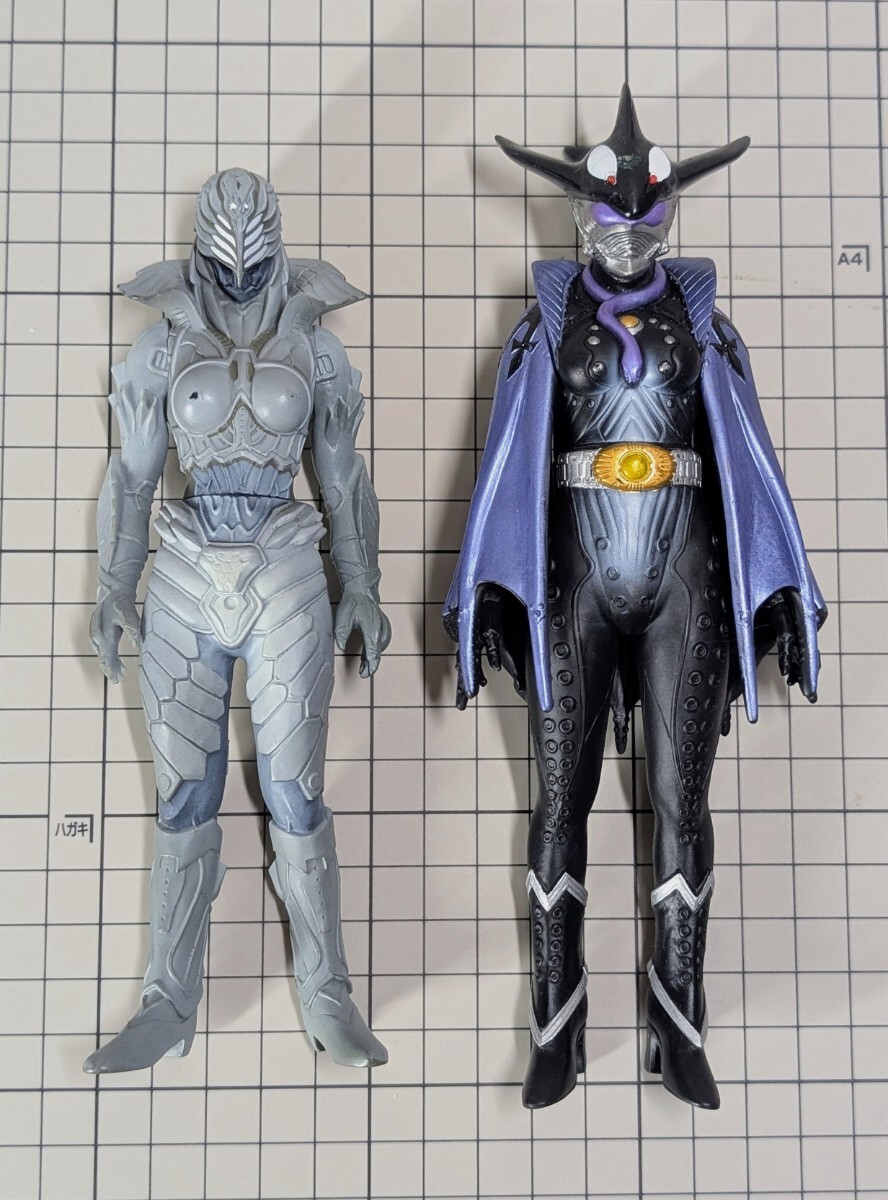 ライダー怪人シリーズ 仮面ライダーファイズ クレインオルフェノク 仮面ライダー オーズ 怪人 メズール BANDAI ソフビ拍卖