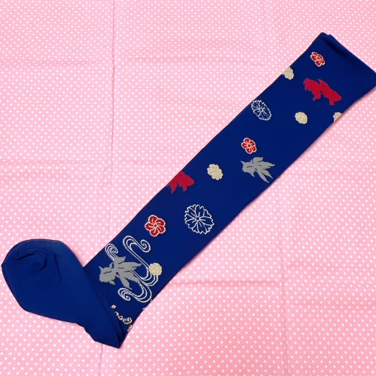 ★メタモルフォーゼ 乙女の白昼夢オーバーニー★靴下 ソックス 和柄 使用済み 中古 コン拍卖