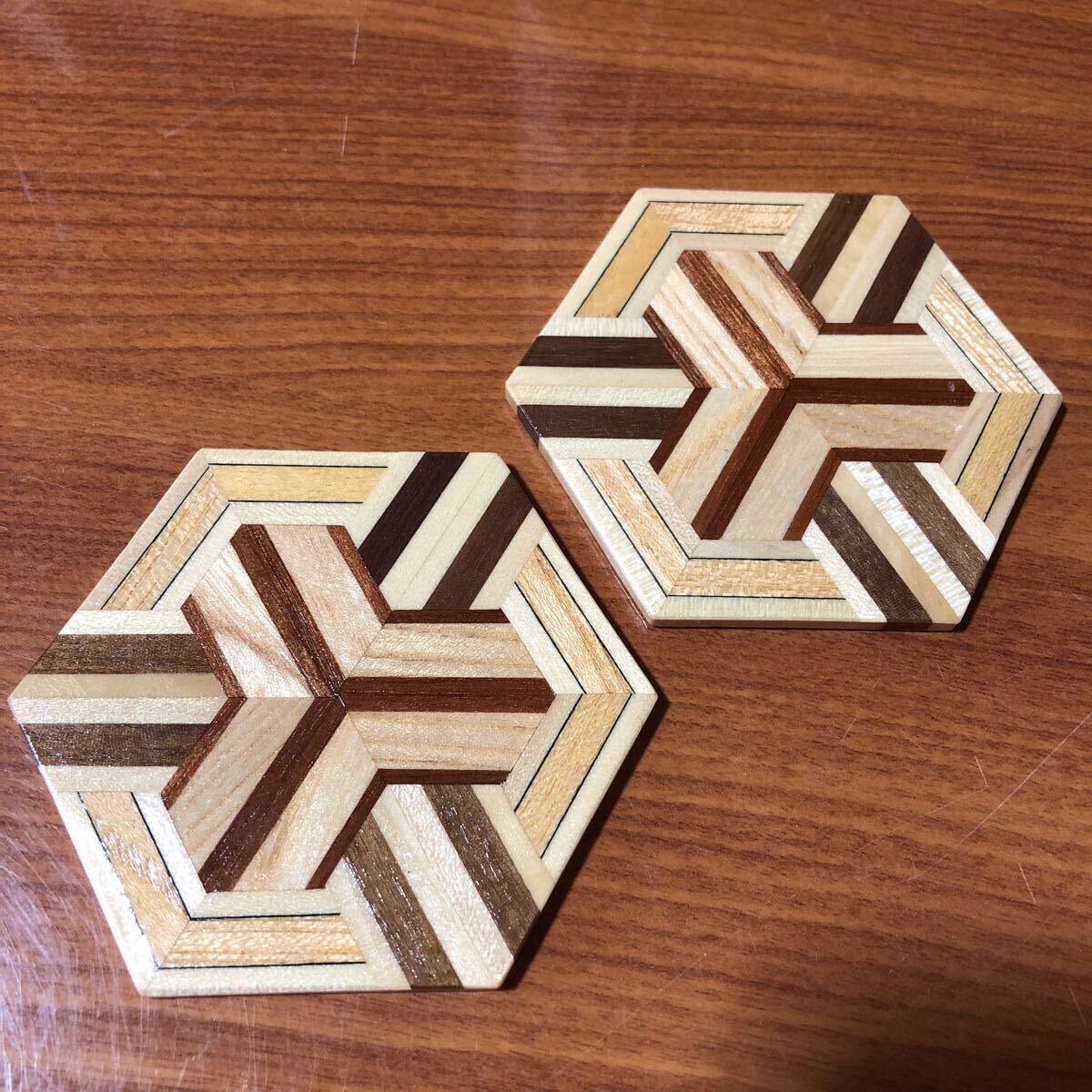 〈送料無料〉寄木細工 箱根細工 コースター 無垢 茶托 天然木 六角形 箱根みやげ拍卖