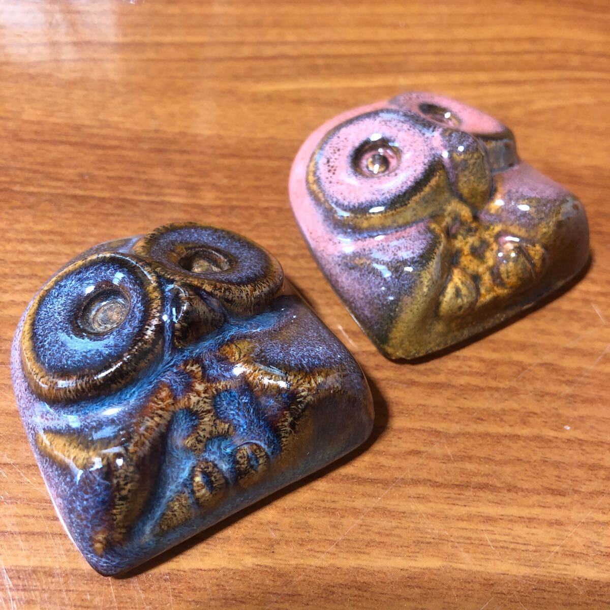 〈送料無料〉箸置き 唐橋焼 からはし窯 フクロウ 梟 不苦労 ふくろう ピンク 箸置 はしおき オブジェ ペーパーウェイト拍卖