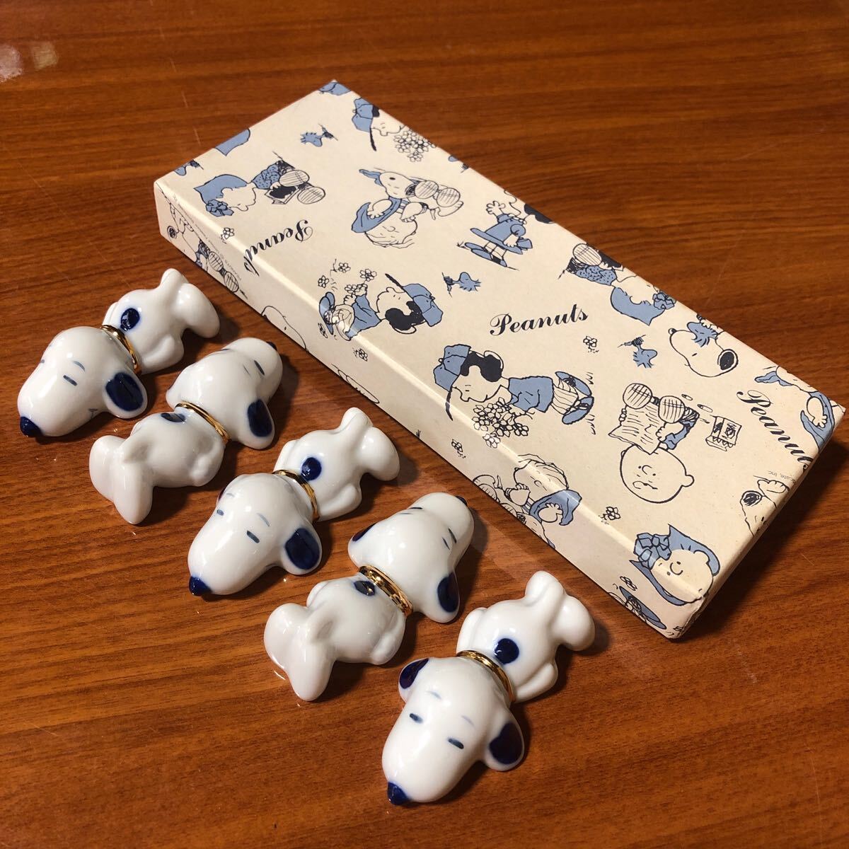 〈送料無料〉スヌーピー 箸置き ピーナッツ 金彩 SNOOPY PEANUTS はしおき 箸置 拍卖