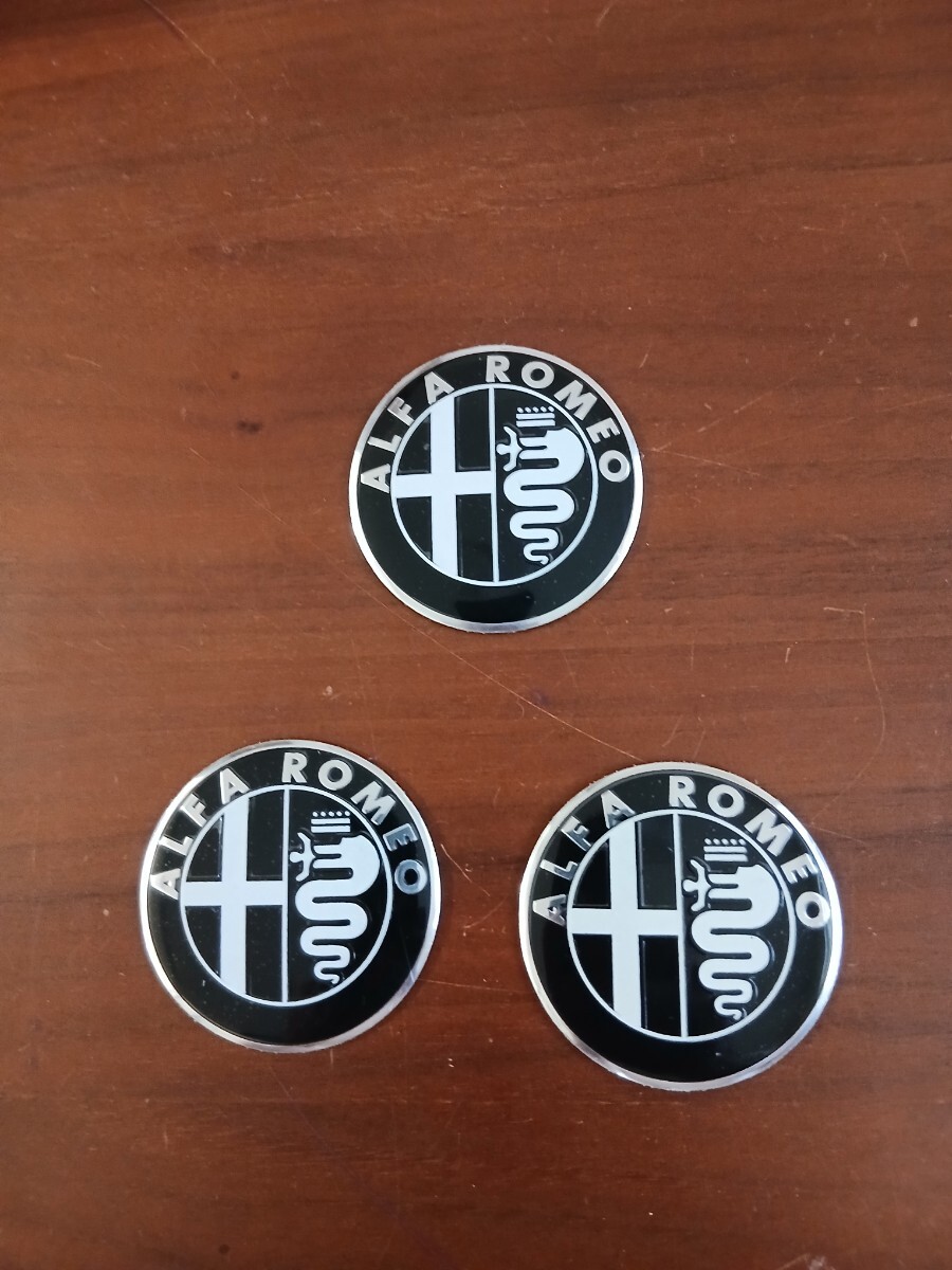 アルファロメオ ホイルセンターキャップ用 エンブレム60mm  3個 補修に拍卖