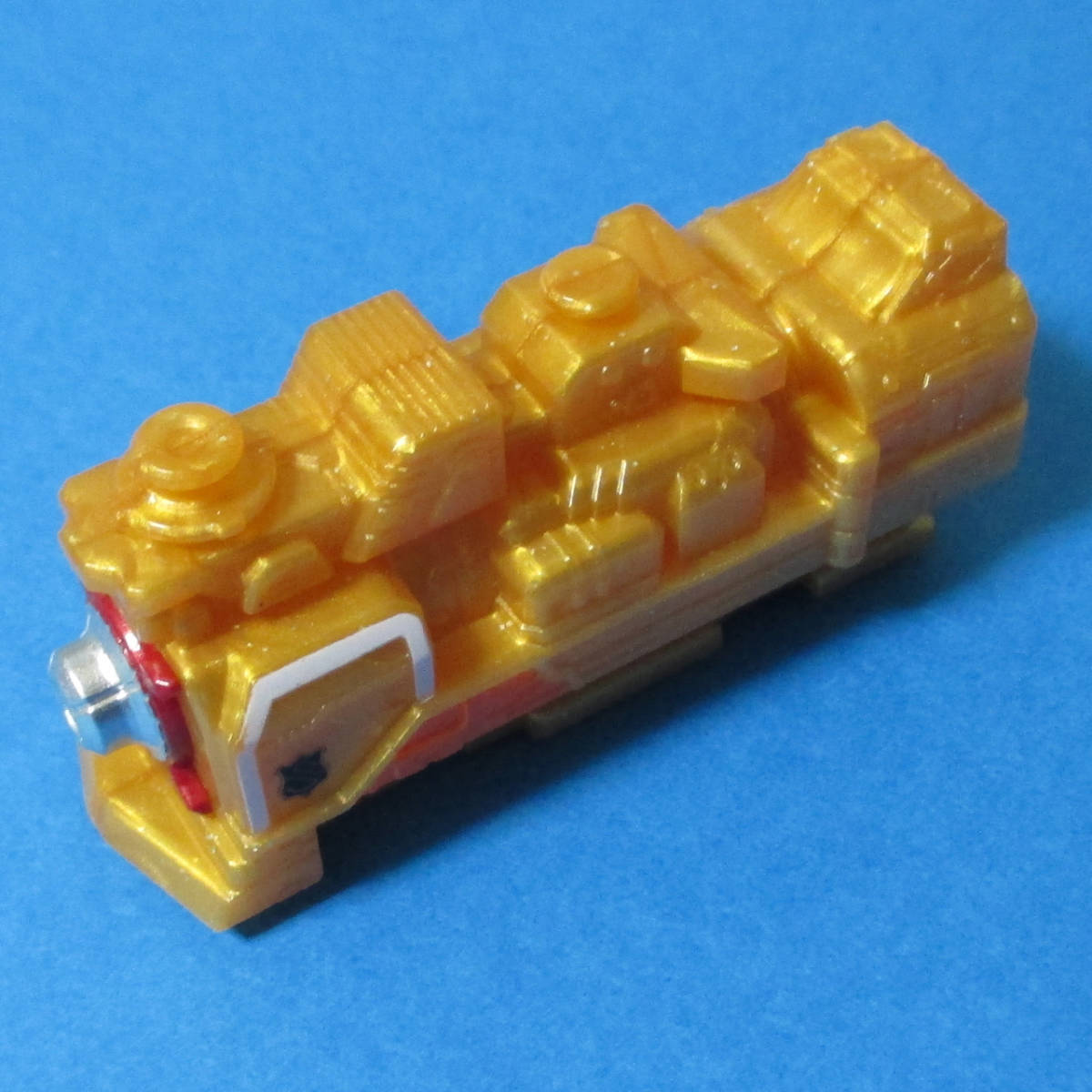 限定 VSビークルlite エックストレインゴールド 閃光カガヤキver. / 快盗戦隊ルパンレンジャーVS警察戦隊パトレンジャー ルパパト 特撮拍卖