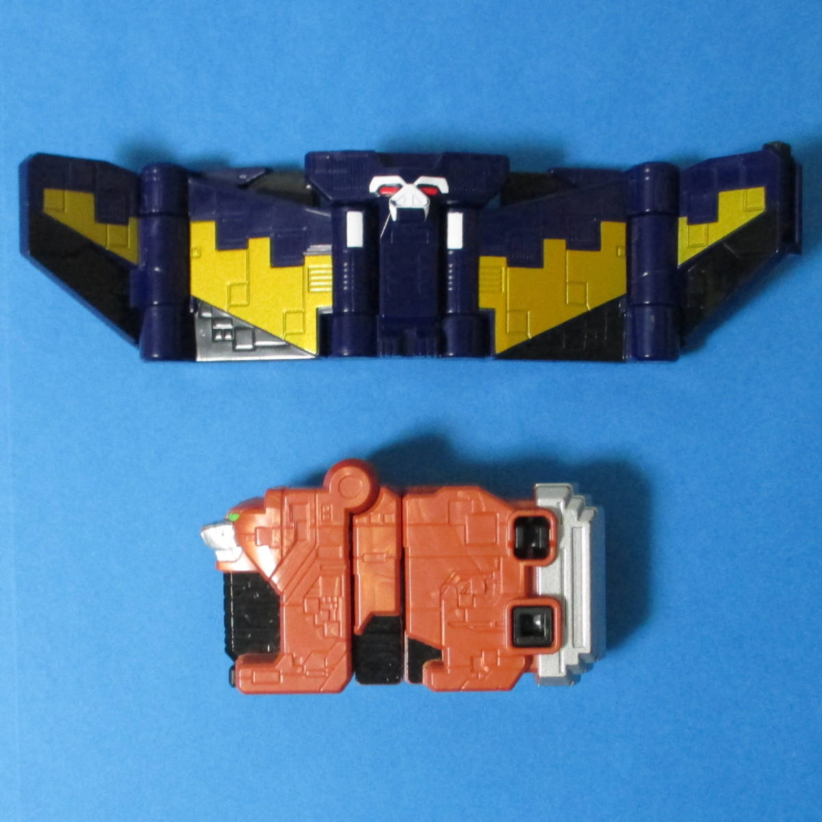 キューブクマ + キューブコウモリ / 動物戦隊ジュウオウジャー 特撮/ DX ジュウオウキューブ ウエポン クマ コウモリ拍卖