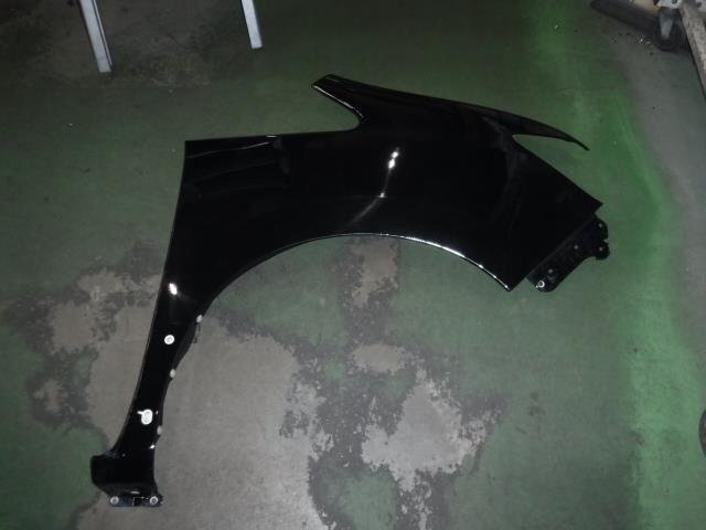 【青森発】中古 セレナ DBA-FC26 右Fフェンダー F3100-1VFAA ※状態 車体情報等 説明欄要確認【個人宛は支店止め配送】拍卖