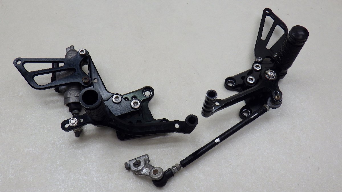 A069 GSX-R1000 バックステップ マスター付 GT74A SUZUKI スズキ拍卖