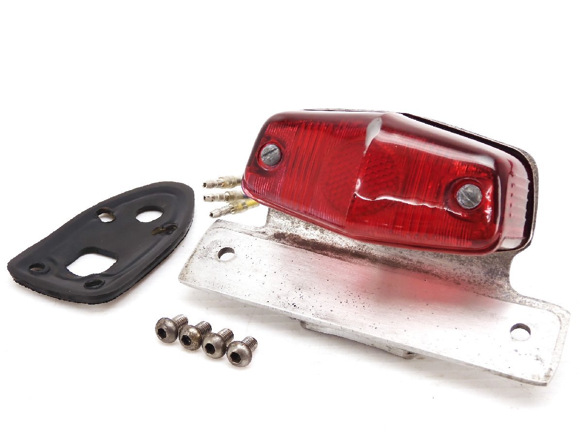 60@1048【評価A】 BMW R1100GS 社外 汎用 キャッツアイ テールランプ ナンバープレート ステー 付き 点灯動画有 フェンダーレス 化に拍卖