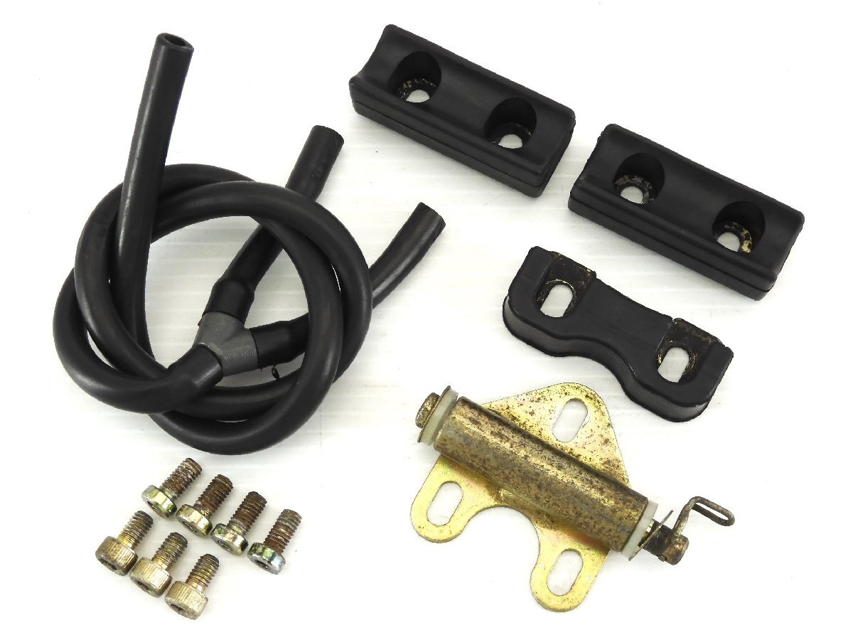 0@1051【評価A】 ドゥカティ モンスター S4 MS4 純正 タンク マウント ブラケット ステー ヒンジ ゴム ブッシュ ラバー DUCATI Monster拍卖