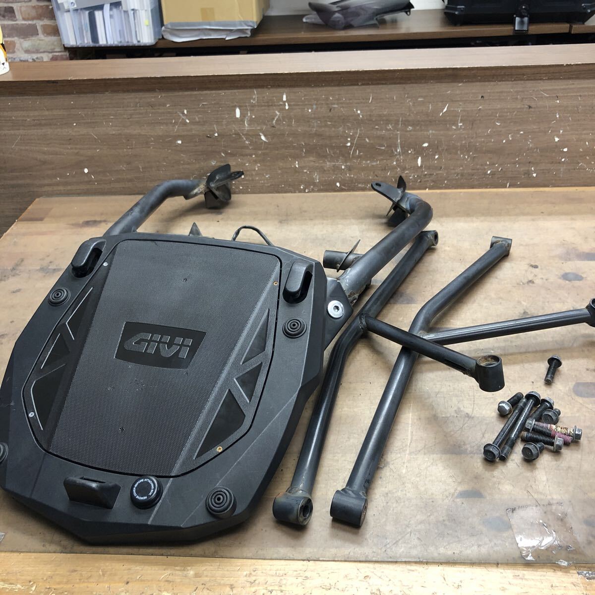 # Ninja400 EX400E-A104〜 外し GiVi キャリア 拍卖