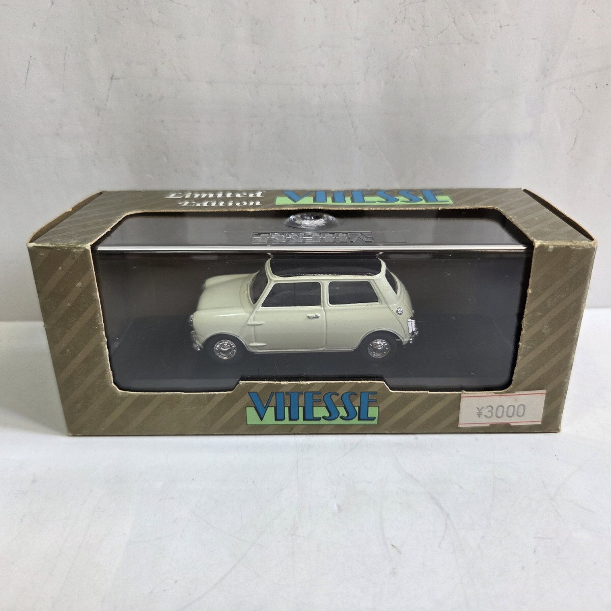 VITESSEビテス 1/43 「MORRIS MINI 1000 MK2 SUPER DE-LUXE 1967 」モーリス ミニ デラックス 新品未使用 リミテッドエディション A626拍卖