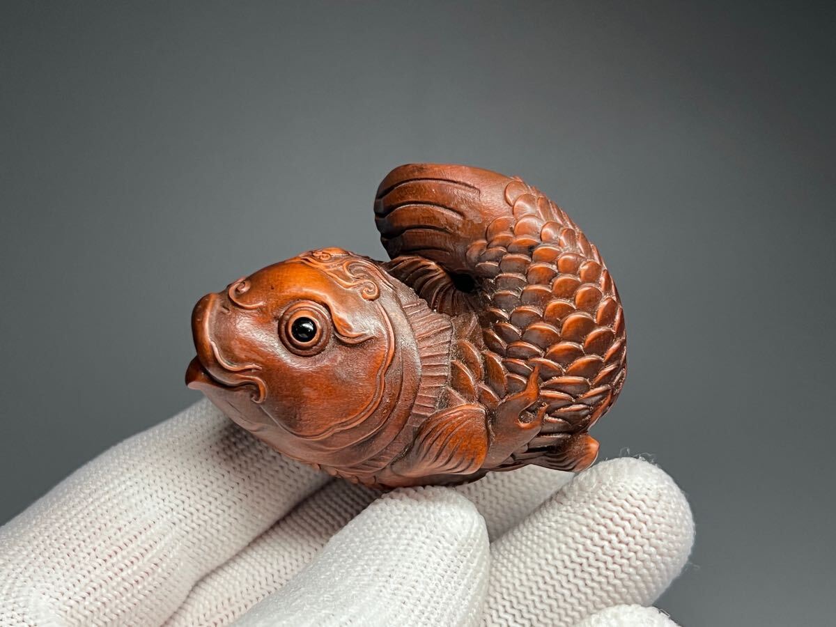 魚の根付 細密彫 ミニ 黄楊木 縁起物 美品 コレクション 木製拍卖