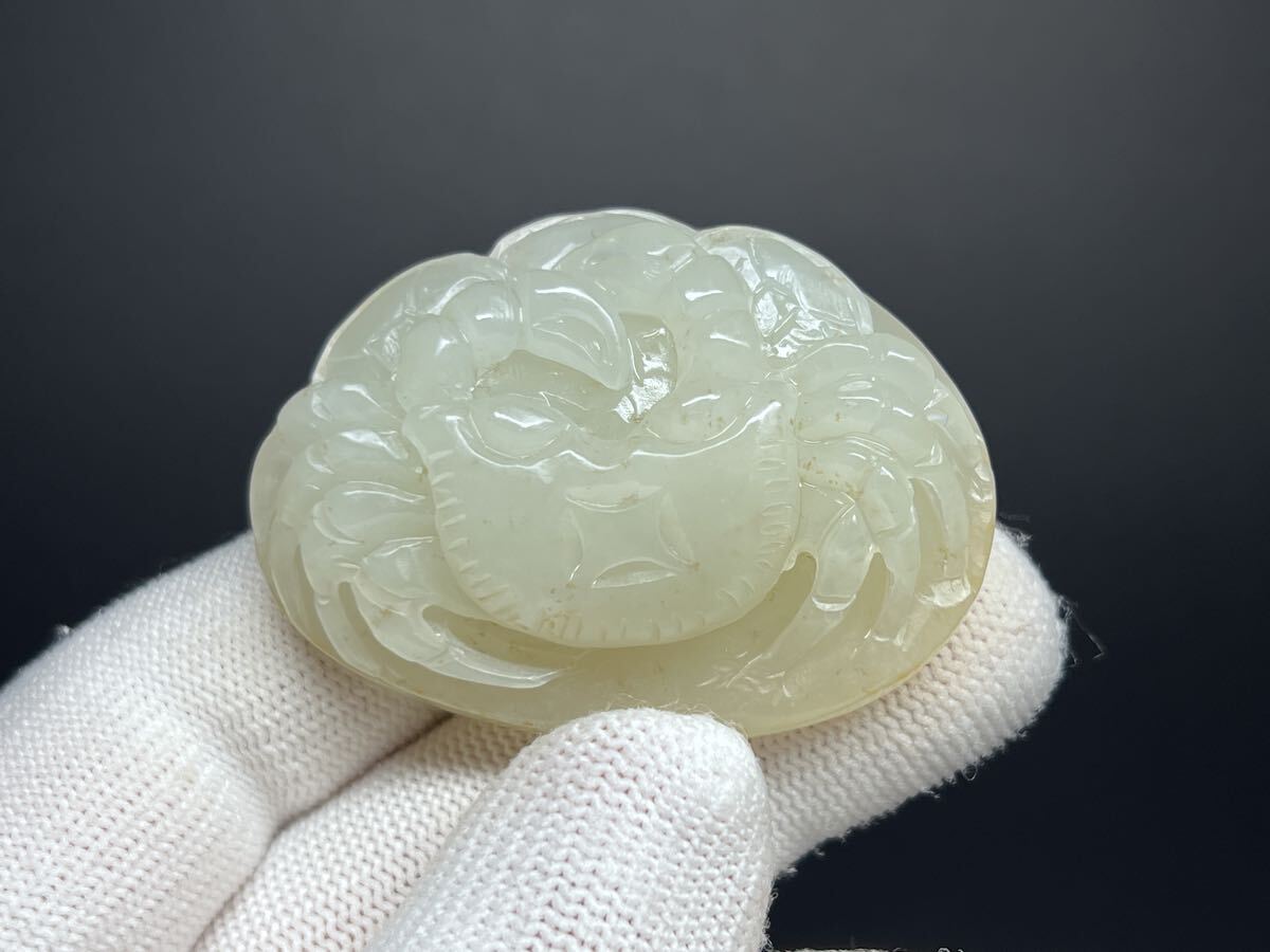 新疆産和田玉 カニ 蟹 手彫り 根付 天然石 旧家蔵出し ネックレス アクセサリー拍卖