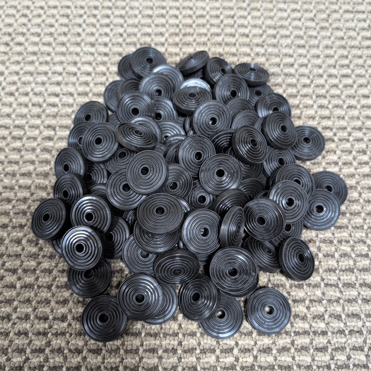 ジャンク品/長期保管品/メーカー不明/丸セバ止水板/止水パッキン/規格Φ8mm/W5/16、2分5厘/外径Φ30mm/黒色/ハイリング/1P100個入り拍卖