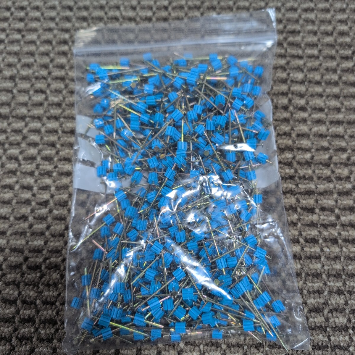 ジャンク品/長期保管品/中古/大築/ダイチク/F36/カクシ釘/隠し釘/1P500本入り/廻緑、巾木、戸当たり拍卖