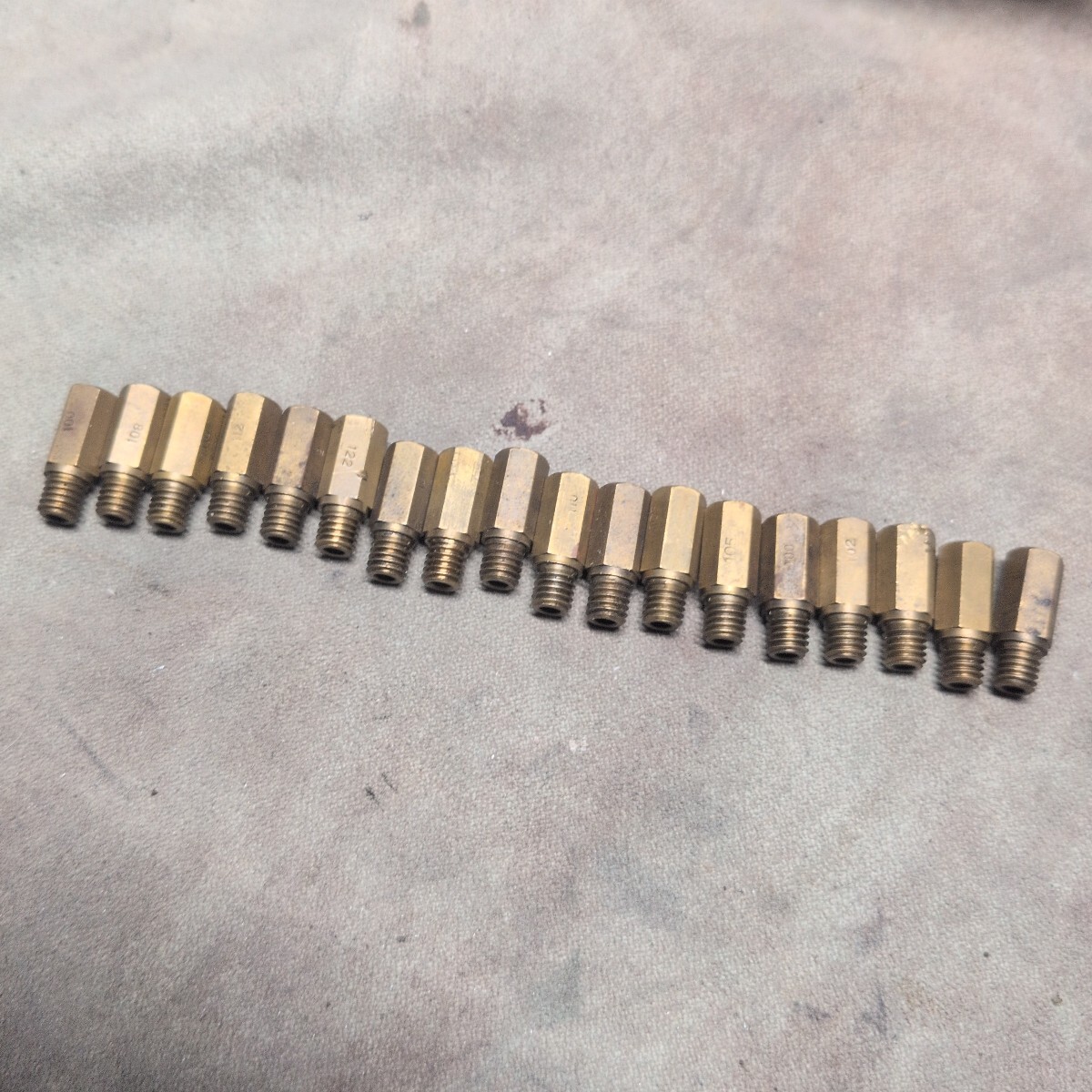 シフトアップ shift up ケイヒン 六角大 メインジェット 拍卖