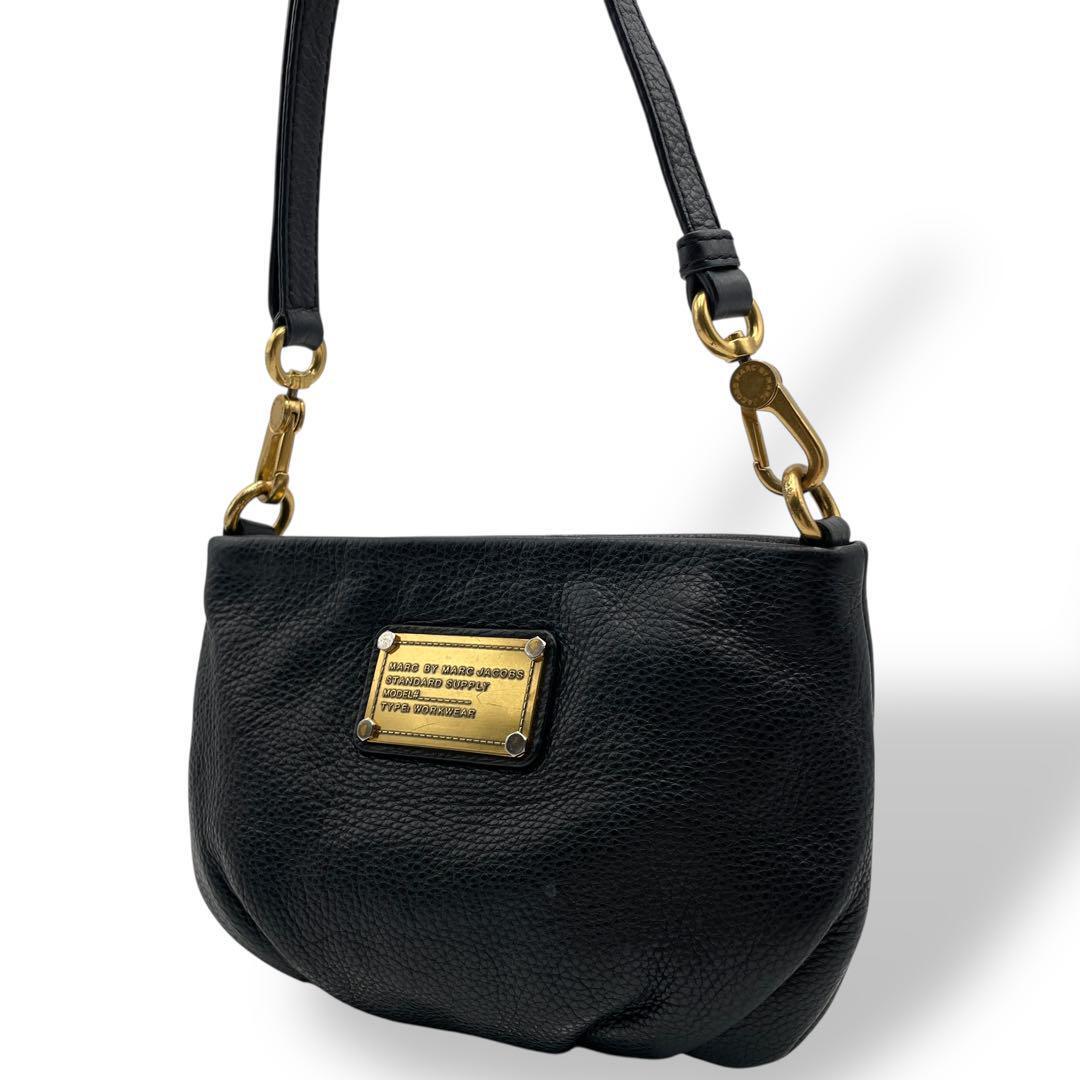美品 MARC JACOBS ショルダーバッグ シボ革 ブラック ゴールド金具拍卖