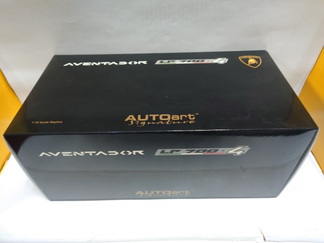B-1672 中古品◇ミニカー オートアート シグネチャーシリーズ 1/18 ランボルギーニ アヴェンタドール LP700-4 オレンジ(ARANCIO ARGOS)拍卖