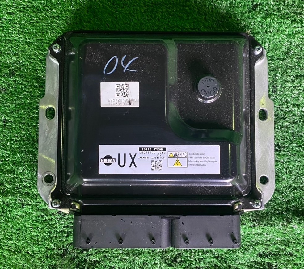 H29年 26系キャラバン( VW2E26)バン NV350 エンジンコンピューター 23710 5YE0B 中古品 即決 101888 250927 M ヤード棚拍卖