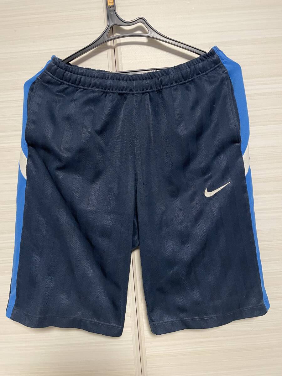 NIKE ナイキ ハーフパンツ 紺 Lサイズ(used)~サッカー、フットサル、スポーツ、陸上、トレーニング、ジム、部活、合宿~拍卖