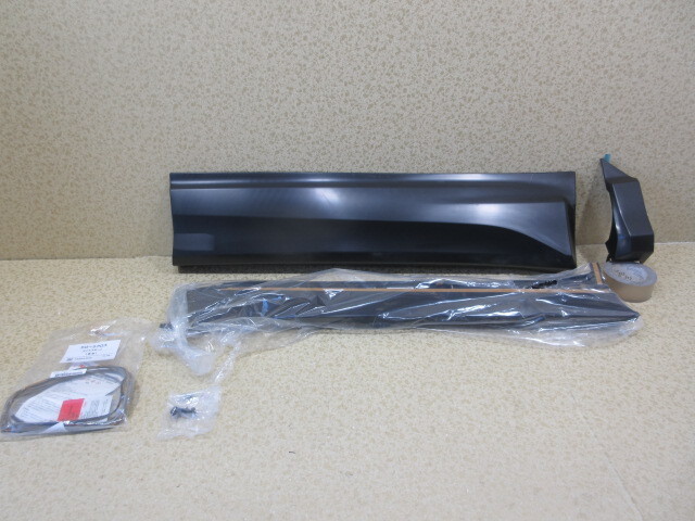 未使用・未塗装品 トヨタ カローラクロス ZVG11/ZSG15 モデリスタ 右フロント、右フェンダー パネル拍卖