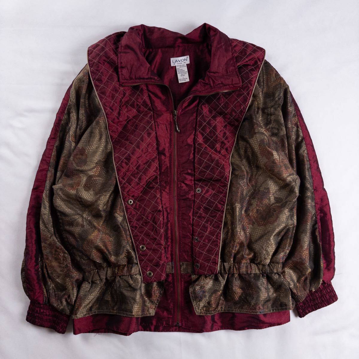 US Vintage LAVON ナイロン ポリ ラグラン キルティング ギミック 光沢 個性的 奇抜 花柄 ボタニカル アート ジップアップ 総柄 ブルゾン拍卖