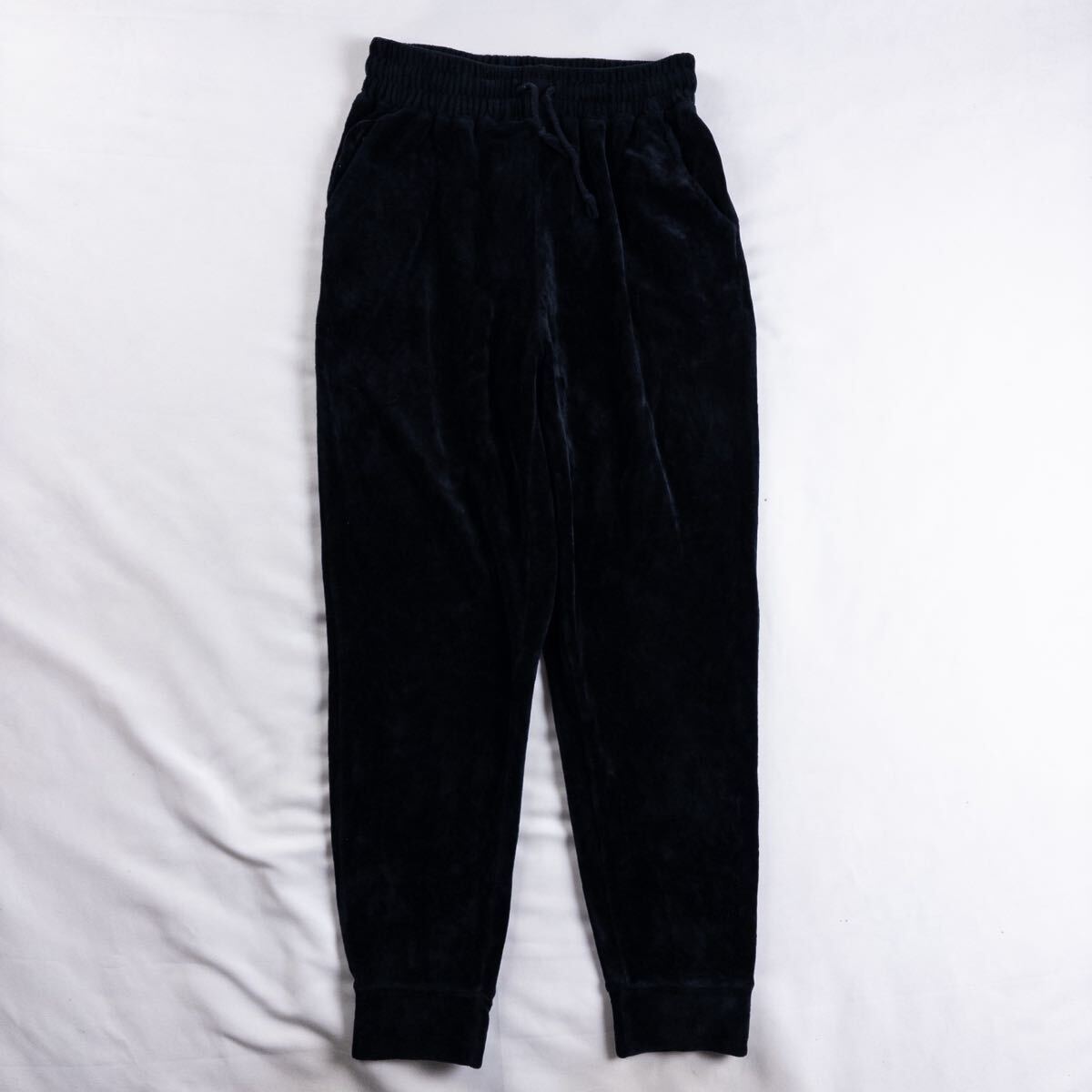 Vintage Yi Tong ポリエステル92% スパンデックス8% ベロア ベルベット 起毛 単色 プレーン ブラック 黒 イージーパンツ拍卖