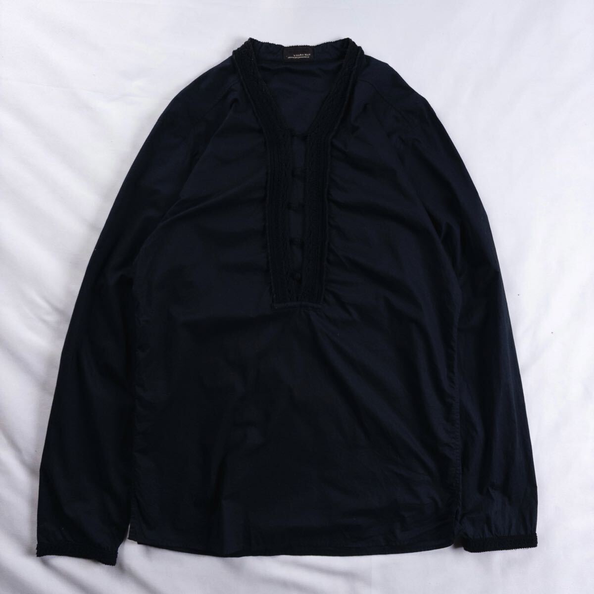 US Vintage ZARA コットン ハーフボタン 立体 装飾 チャイナボタン エスニック 民族 モード 単色 プレーン ブラック 黒 デザインシャツ拍卖