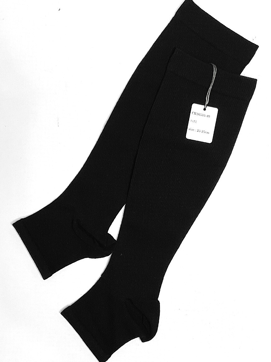 CR16533-40 ZK⑦【特価】新品 着圧ソックス 23~25㎝ 2足組 ブラック ストレッチ 綿混 ゆったり 楽ちん 伸縮性 血行促進 レディース拍卖