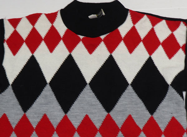 SE55編み込みセーターUNKNOWNアメリカ古着アメリカ製セーター90’Sビンテージ/ダイヤ柄ロカビリーROCKニットMハイネック/オールド&レトロ拍卖