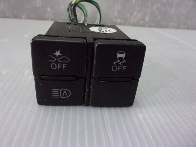 Y【2700】ハイゼット S321V 2021年式 衝突軽減ブレーキシステム ESP オートハイビーム スイッチ 棚Y21拍卖