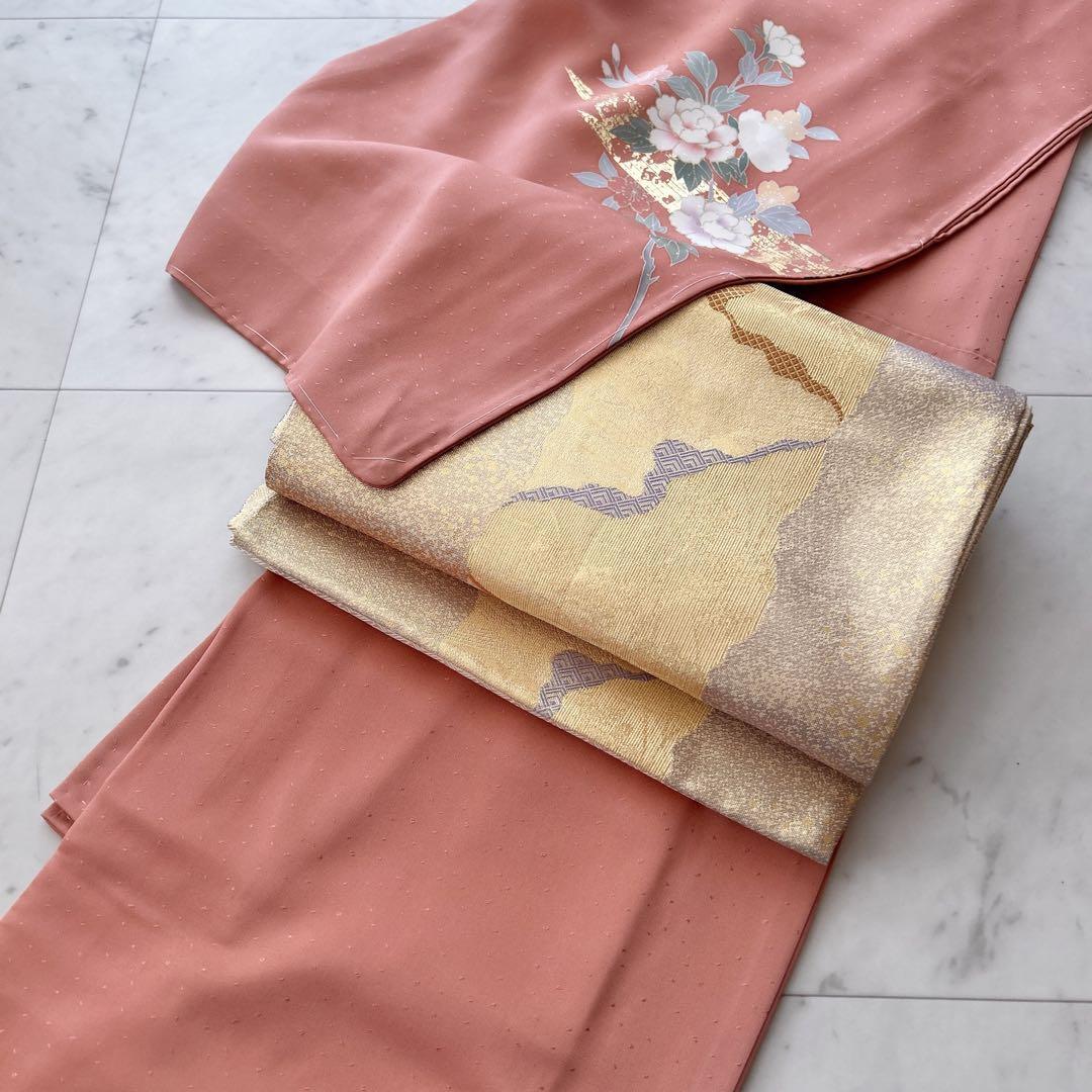 高級呉服つなしま 訪問着 正絹 サーモンピンク 金彩花柄 未使用 お仕立て済拍卖