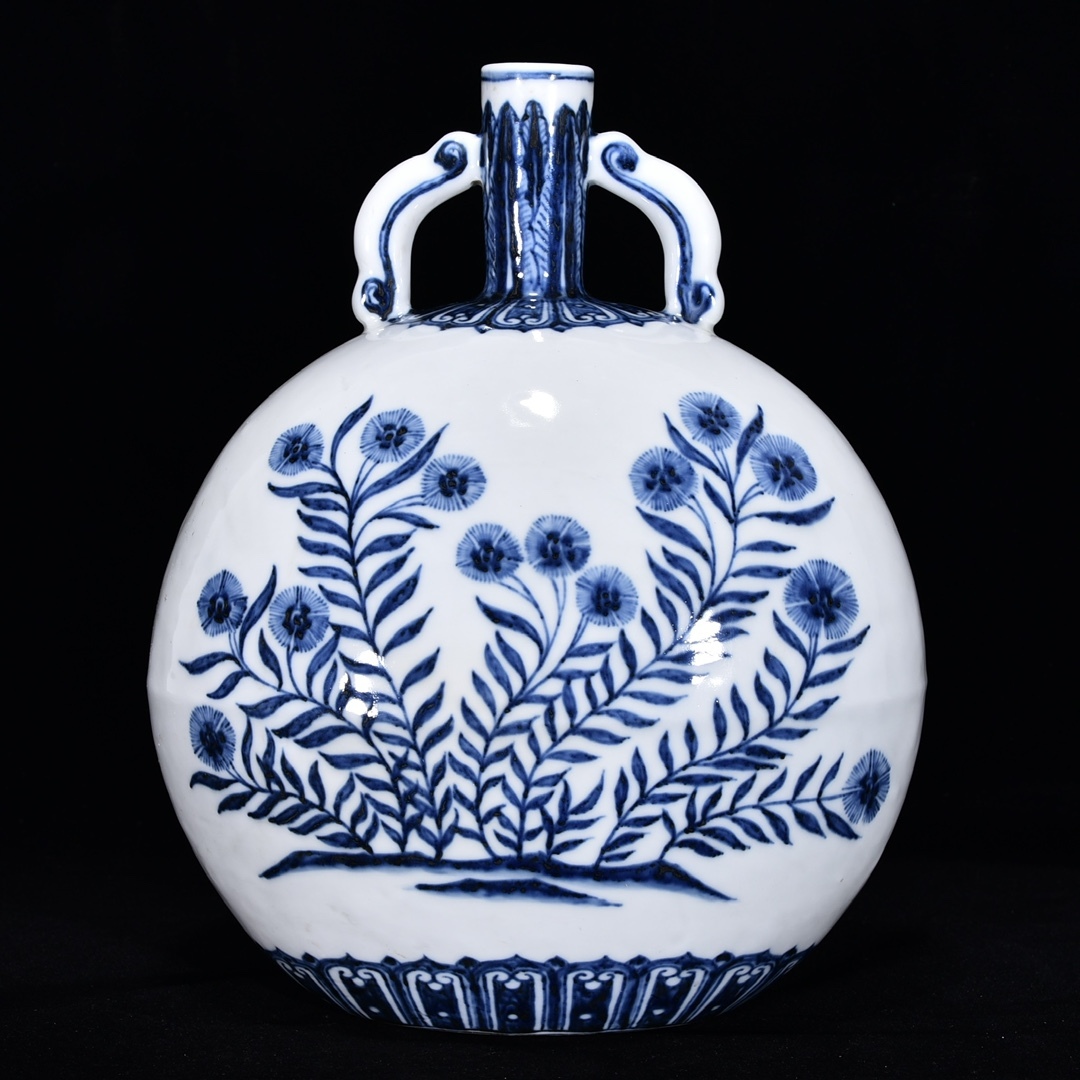 TM9#8724【3.1】中国骨董 人間国宝 磁器【明青花抱月瓶】工芸品 施釉陶 青花磁 陶芸 精美彫 置物 收藏品 拍卖