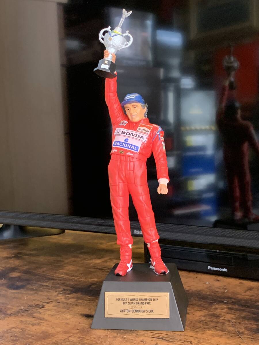 アイルトン セナ AYRTON SENNA F1 ブラジルGP F1 マクラーレン MP4 7 マルボロ 貴重なスタチュー フィギュア 世界限定1994個 拍卖