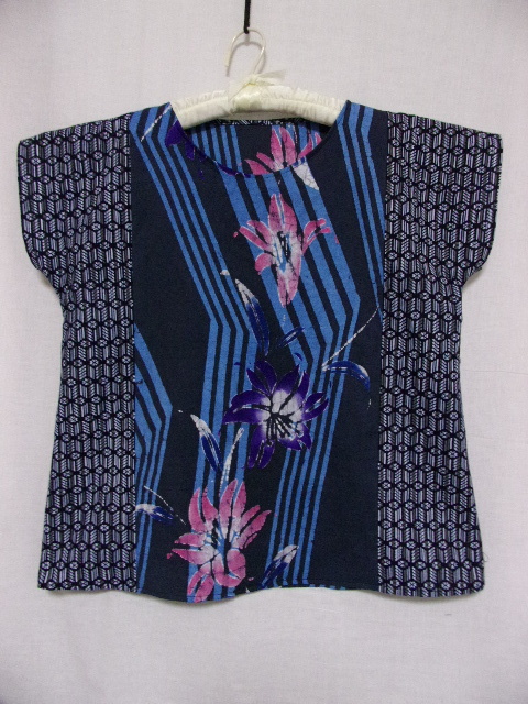 新品/着物(浴衣)リメイク/浴衣反物/ハンドメイド/綿/本ろうけつ/花柄/ホームウエア―/ブラウス/トップス/チュニック/シャツ/M~L拍卖